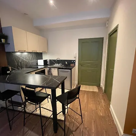 Appartement Au Coeur Du Centre Ville De Carcassonne Extérieur photo